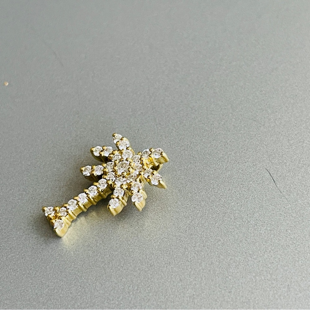 🎉Sold🎉 Roberto Coin 18K Yellow Gold Diamond Palm Tree Pendant Necklace - Picture 3 of 6